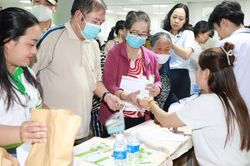 Khám, cấp phát thuốc miễn phí cho 300 bệnh nhân nghèo, gia đình chính sách tại Đồng Nai