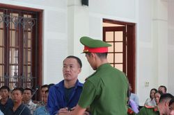 Đường về xa ngái của người đàn ông làm 'cửu vạn' ma túy