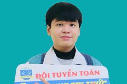 Cậu học sinh chuyên Toán vinh dự 2 lần được nhận giải thưởng Đinh Bộ Lĩnh