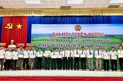 Tri Tôn tổ chức Đại hội tuyên dương nông dân sản xuất - kinh doanh giỏi