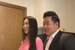 Quang Lê và Hà Thanh Xuân xuất hiện giống 'cô dâu, chú rể'