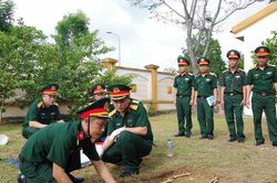 Quân khu 4 kiểm tra công tác tìm kiếm, quy tập hài cốt liệt sĩ mùa khô