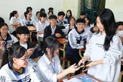 Trường học ở Nghệ An nói 'không' với sử dụng điện thoại