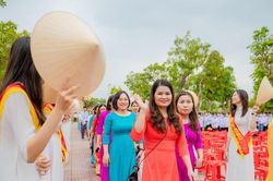 Giáo dục học sinh bằng tình yêu thương và trách nhiệm