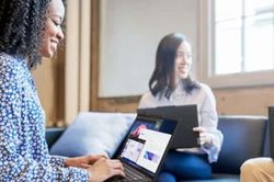 Lenovo ra mắt loạt laptop doanh nghiệp tích hợp AI