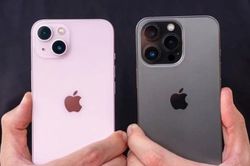 Bảng giá iPhone chính hãng VN/A rẻ nhất tháng 10: iPhone 13 xả kho, iPhone 13 Pro Max giảm kịch sàn