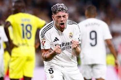 Real Madrid áp sát ngôi đầu La Liga sau chiến thắng 'nửa buồn nửa vui' trên sân nhà
