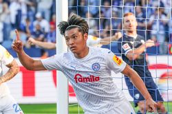 Dàn sao Nhật Bản tung hoành ở Bundesliga