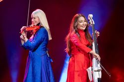 Đêm nhạc 'Bond Live In Vietnam': Khi âm nhạc kết nối yêu thương