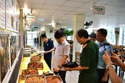 Đại học Bách khoa Hà Nội giám sát toàn bộ khâu liên quan đến bữa ăn