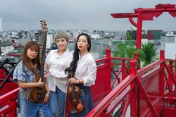 Có một 'Hà Nội đêm nghiêng bão'!