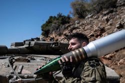 Israel mở thêm chiến dịch trên bộ ở Tây Nam Liban, Iran phát cảnh báo