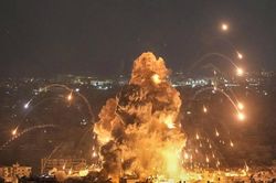 Israel yêu cầu Hezbollah hạ vũ khí để đổi lấy lệnh ngừng bắn