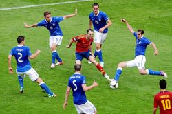 8 khoảnh khắc kỳ diệu nhất của Andres Iniesta
