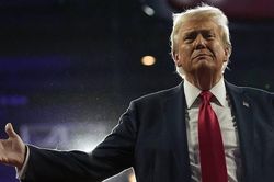 Bầu cử Mỹ: Ông Trump nói 'chẳng có gì để tranh luận' với bà Harris