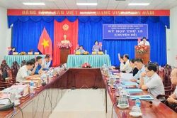 HĐND huyện Châu Phú thông qua 9 nghị quyết