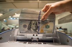 Tỷ giá hôm nay (11/10): Đồng USD ngân hàng tăng nhẹ, 'chợ đen' quay đầu giảm