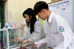 6 giải pháp để trường học Nghệ An nói 'không' với điện thoại trong buổi học