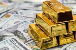 Giá vàng trong nước bất ngờ tăng mạnh, giá thế giới giảm nhẹ khi đồng USD tăng lên mức cao