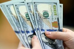 Tỷ giá USD hôm nay 15/10/2024: Tăng vượt mốc 103