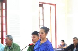 Chồng đi uống rượu về bị vợ đâm tử vong