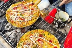 Bánh tráng nướng mắm ruốc