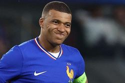 Kylian Mbappe: Biểu tượng của sự bất ổn trong quá trình chuyển giao thế hệ của đội tuyển Pháp