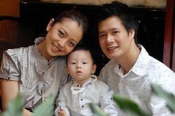 Jennifer Phạm - Quang Dũng nuôi con tuổi dậy thì sau ly hôn: Bố ở cùng 1 tháng, mẹ gọi video mỗi ngày