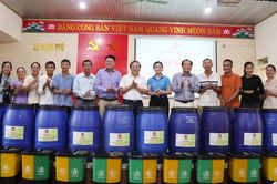 Nghệ An xây dựng 3 mô hình xử lý rác thải sinh hoạt thành phân bón hữu cơ vi sinh