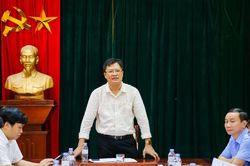 Cuộc thi Ảnh báo chí 'Khoảnh khắc Vàng' và video clip lần thứ 13 sẽ tổ chức trao thưởng tại sân khấu ngoài trời Khu đô thị Eco Central Park