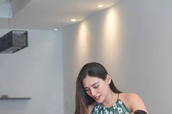 Siêu mẫu Võ Hoàng Yến mở tiệc đầy tháng cho con gái