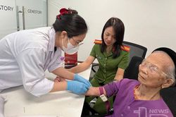 Gặp mặt Mẹ Việt Nam Anh hùng và thân nhân liệt sĩ tham gia lấy mẫu ADN