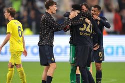 Milan và Juventus cùng thắng nhọc ở vòng 8 Serie A