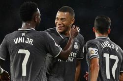 Mbappe tiếp tục 'nhả đạn' giúp Real san bằng cách biệt với Barcelona