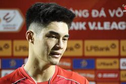 Thủ môn cao 1m91 của HAGL đứng đầu V-League với chỉ số xuất sắc, xếp trên Filip Nguyễn, được gọi lên ĐT Việt Nam