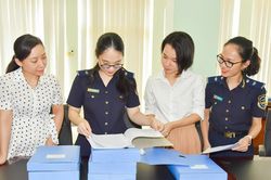 Nghệ An quan tâm chăm lo xây dựng đội ngũ cán bộ nữ