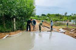 Cựu chiến binh hiến đất mở đường