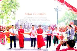 Khai trương không gian văn hóa ẩm thực dân tộc Mông