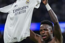 Vinicius solo ghi bàn tuyệt đỉnh, màn chào hàng không thể ấn tượng hơn cho danh hiệu Quả bóng Vàng 2024