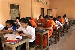 Chính sách miễn giảm học phí cho học sinh dân tộc