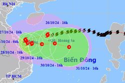 Bão số 6 áp sát ven biển miền Trung, mưa cường suất rất lớn và kéo dài