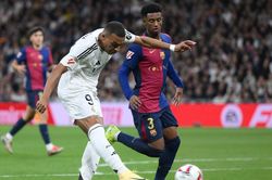 Mbappe vô duyên trong ngày Lewandowski quá bén, Real trải qua trận 'Kinh điển' thảm họa trước Barcelona
