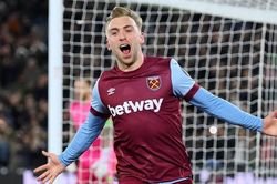 MU thua đáng trách trước West Ham, ghế của Ten Hag lại lung lay dữ dội