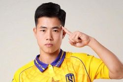 Tiền vệ Sông Lam Nghệ An và một lần làm phóng viên