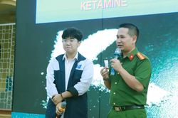 Giúp học sinh nhận diện ma túy để chủ động phòng tránh
