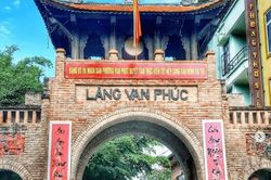 Hà Nội: Làng nghề chuyển mình nhờ chuyển đổi số trong thương mại điện tử