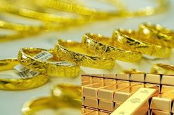 Giá vàng mới nhất ngày 30/10: Giá vàng thế giới lập kỷ lục mới
