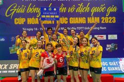 Bích Tuyền và đồng đội gặp thách thức ở giải bóng chuyền các CLB thế giới 2024