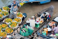 Chợ nổi - di sản văn hóa của miền Tây Nam Bộ