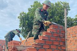 Lữ đoàn Tăng thiết giáp 273 nâng cao hiệu quả công tác dân vận